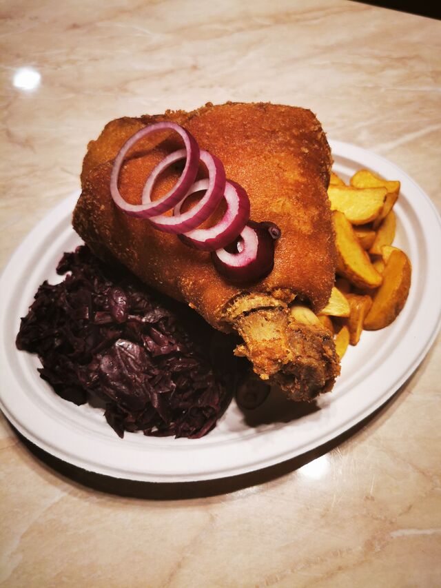 Ropogós első csülök elvitelre