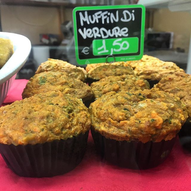 muffin di verdure, un mix di verdure selezionate per uno spuntino veloce e delizioso