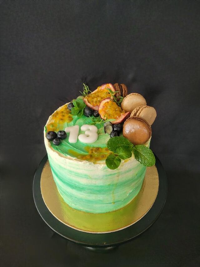 Limetkovo - mangový dort