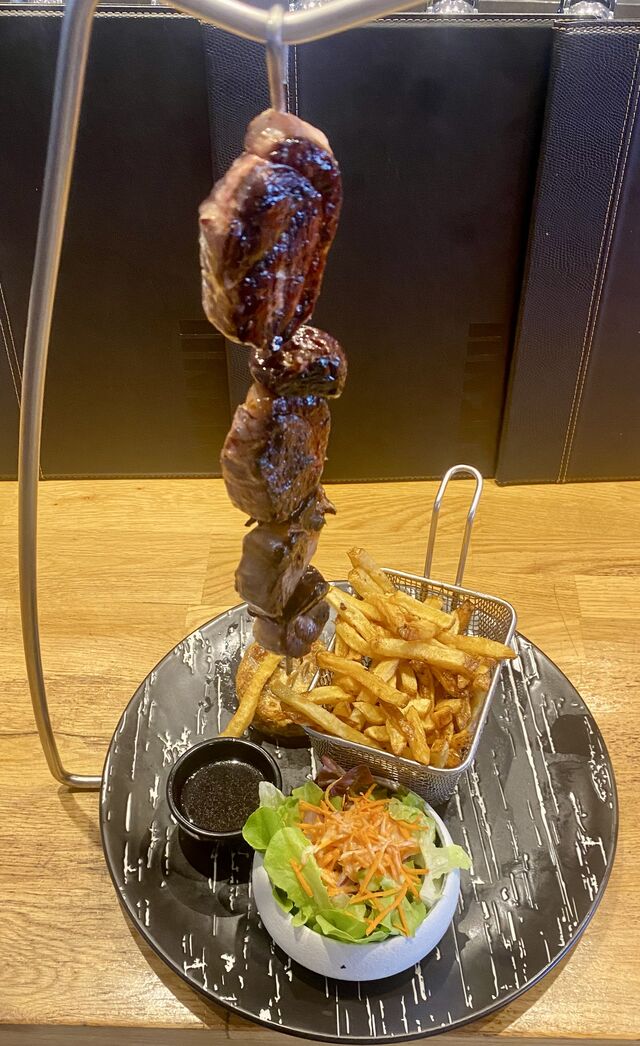 Brochette de magret de canard sauce miel