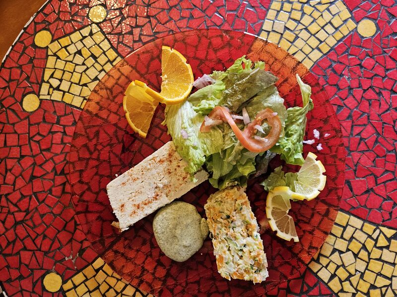 Terrine de poisson et légumes sauce à la menthe