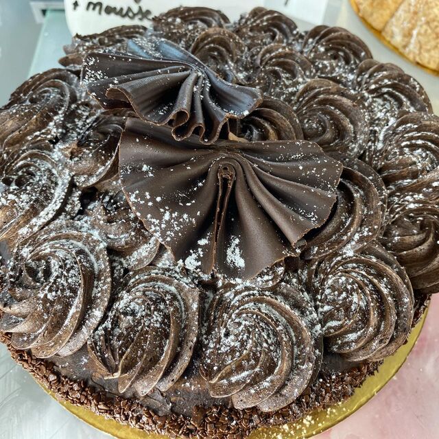 Gâteaux de la bonne fête des mères préparés et réalisés par Marine, notre pâtissière 🍰👩🏼‍🍳💞