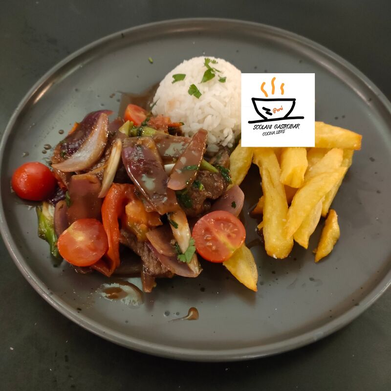 Lomo saltado 