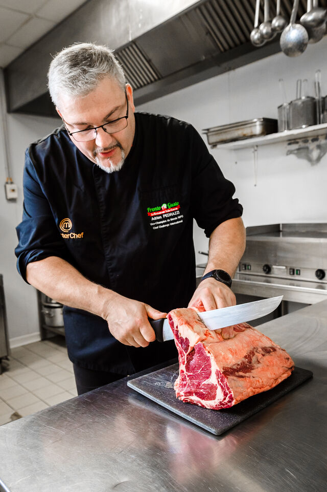 La côte à l'os chez nous c'est une institution pour les Gourmands minimum 1kg200 en couleurs! 