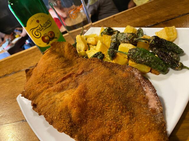 Cachopo de ternera asturiana.