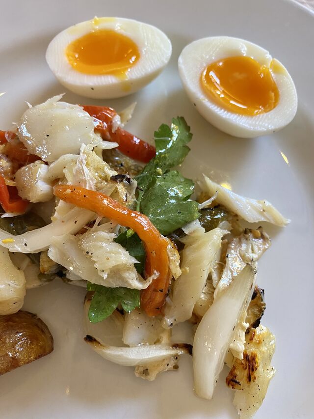 Salada morna de bacalhau