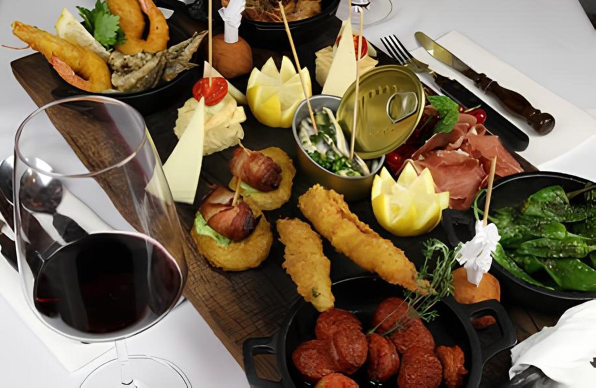 Kalte und warme Tapas