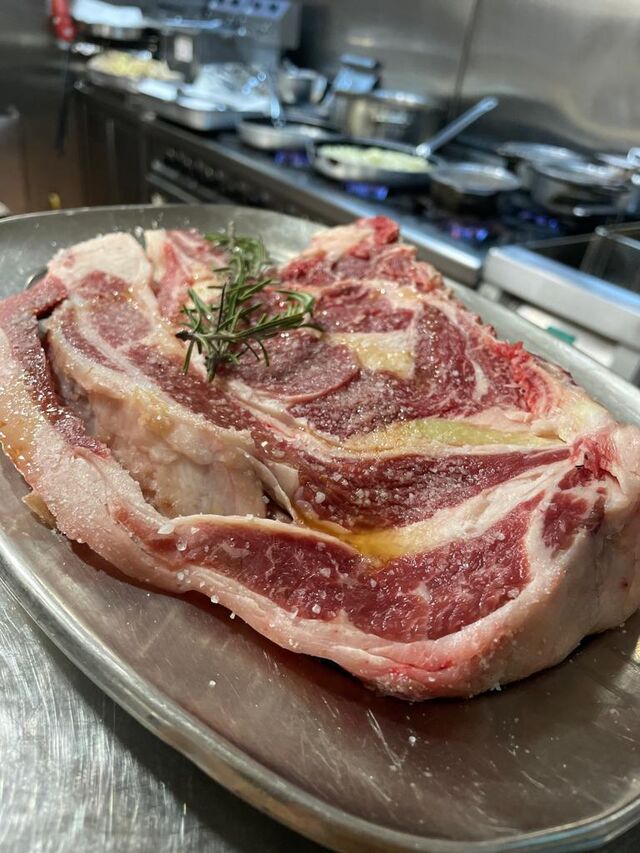 Costeletão de Novilho