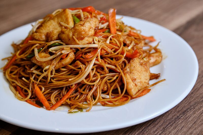 Tallarines con Pollo