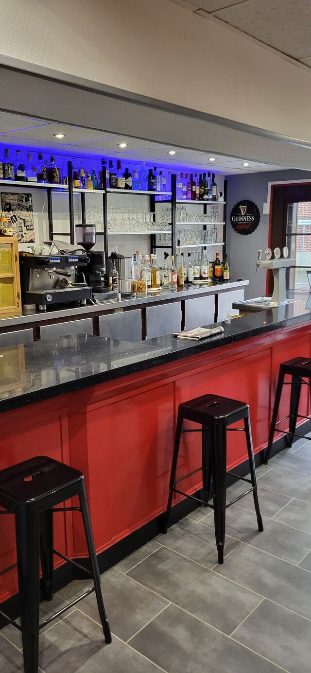 Le Bar