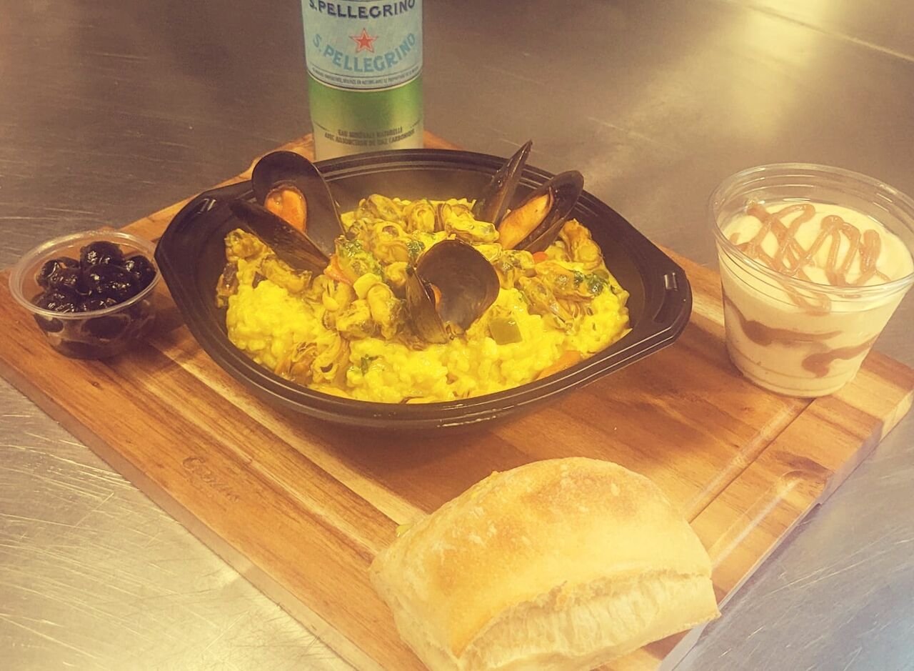 Risotto aux moules safrané, tiramisu a la crème de marrons 