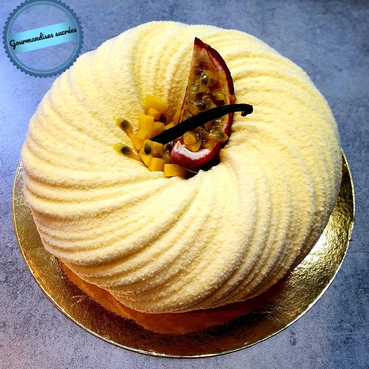 Entremets mangue/passion/Vanille 