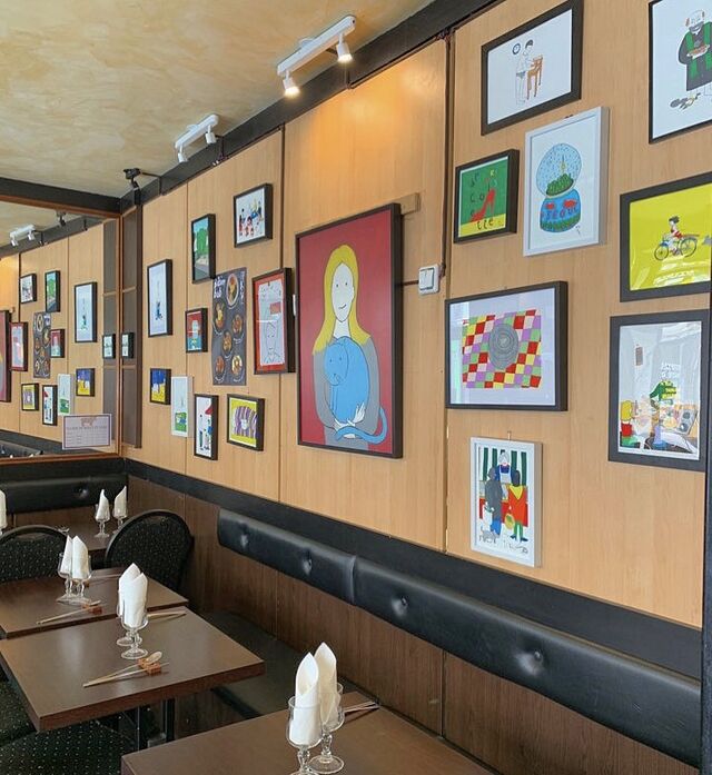 Notre restaurant décoré avec des oeuvres de l'artiste coréen Lee Kiejin