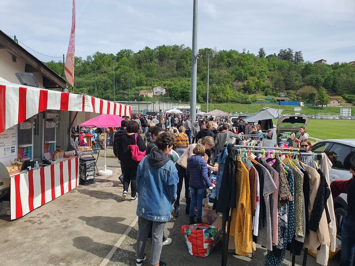 vide grenier l'arbresle