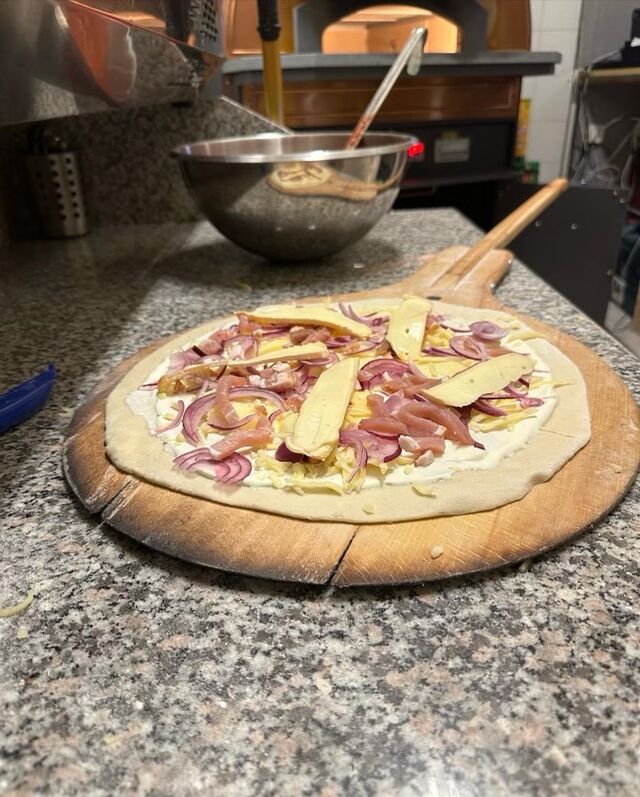 Les crèmes à base de crème fraiche épaisse AOC avec fromages AOC ou volaille française