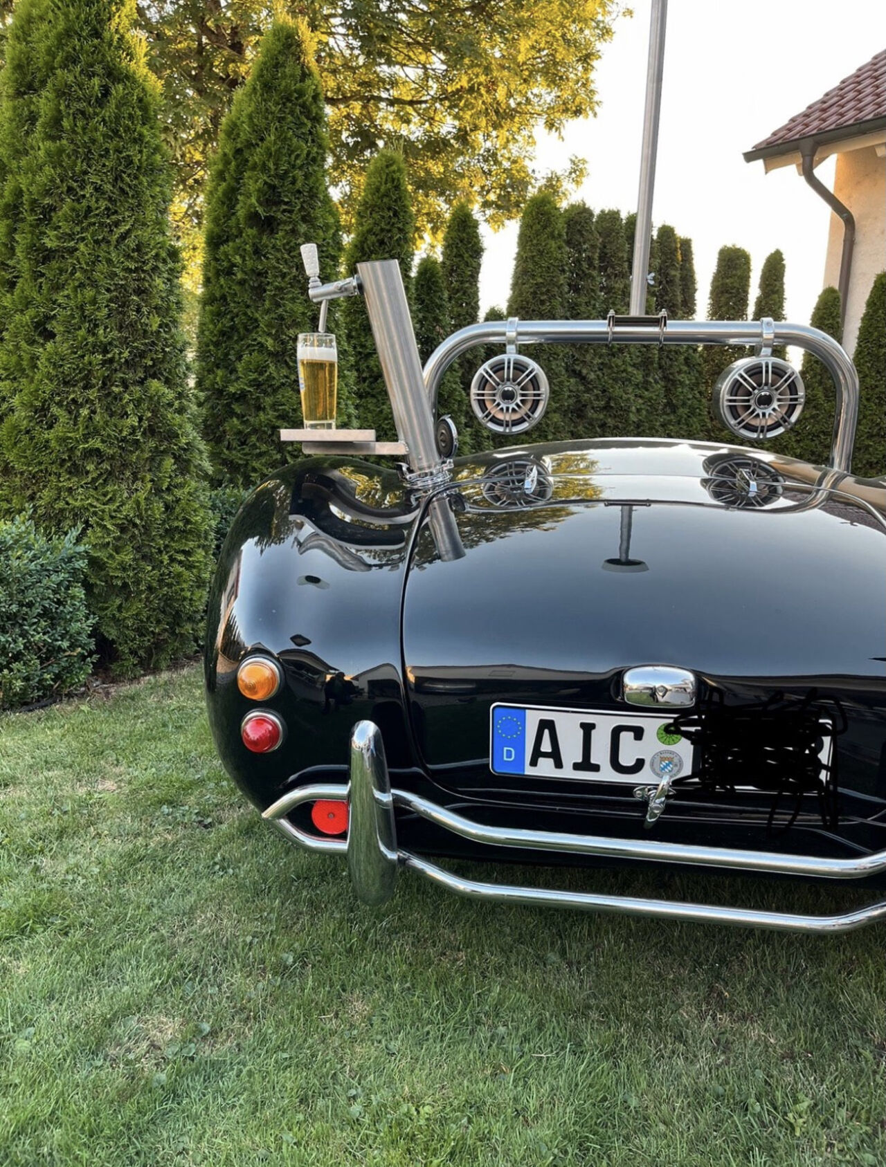 Cobra-Ausschankwagen