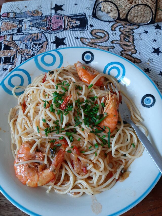 Špagety s krevetami.
