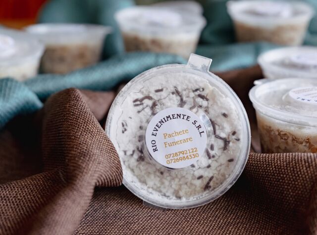 PACHETE FUNERARE