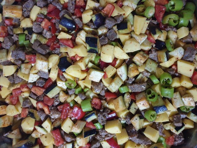 Fırında ödün ateşinde Güveç