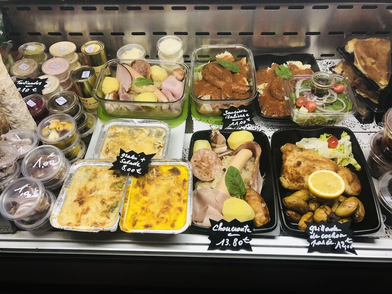 Nos plats, tartinâtes apéro, saucissons...etc...