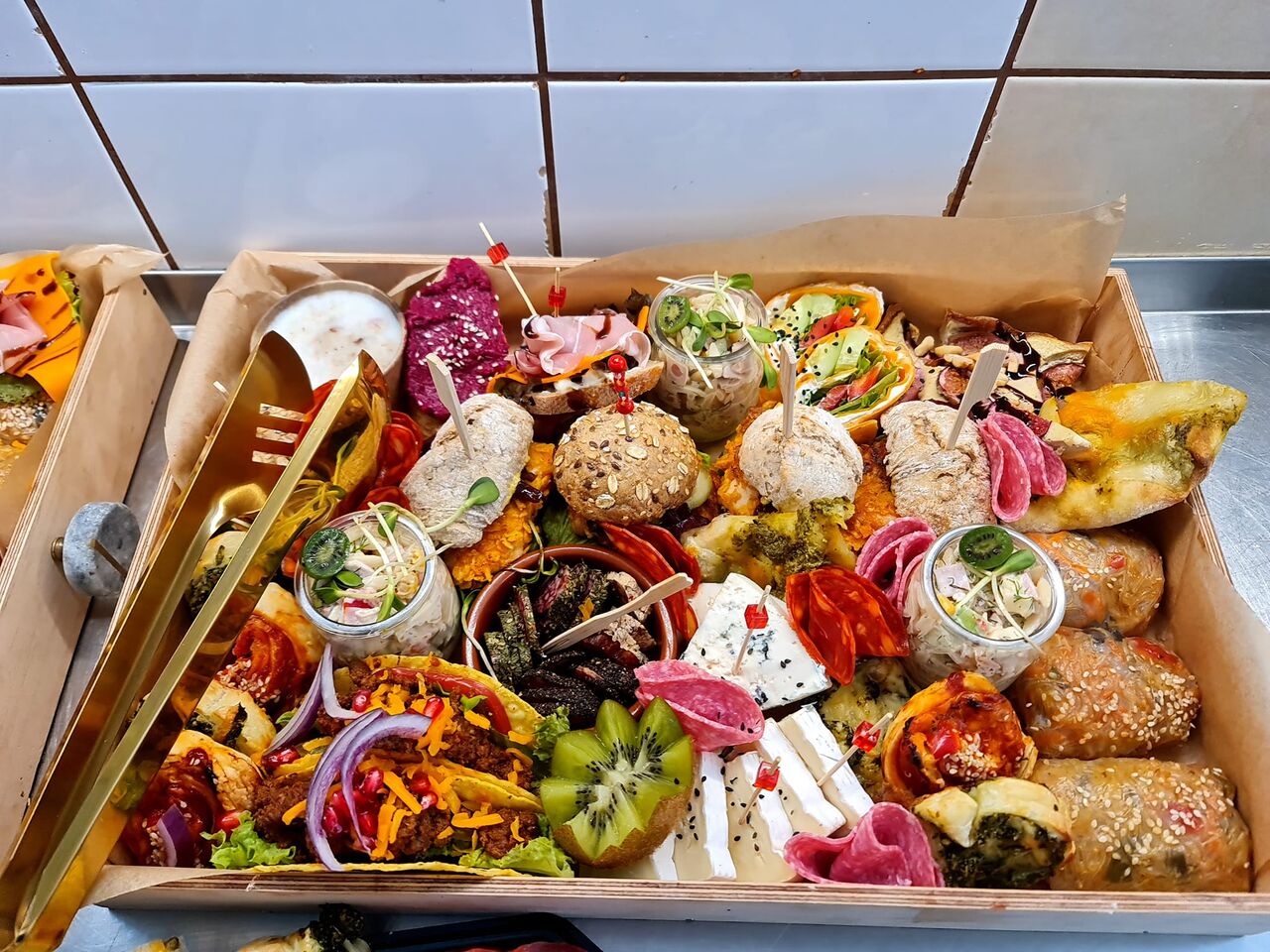 Box przystawek premium