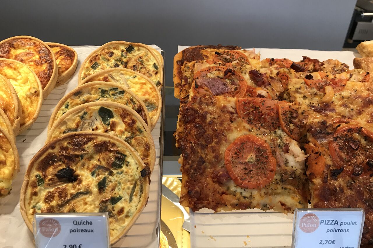 Des pizzas , des quiches