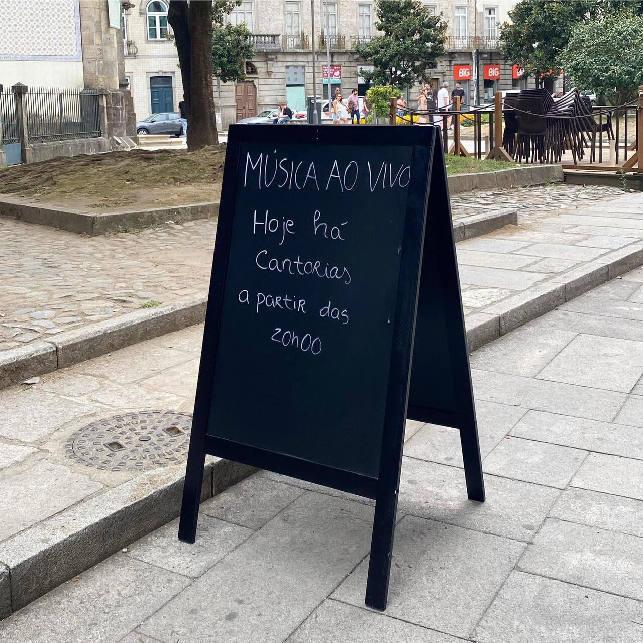 No Cantorias temos música ao vivo!