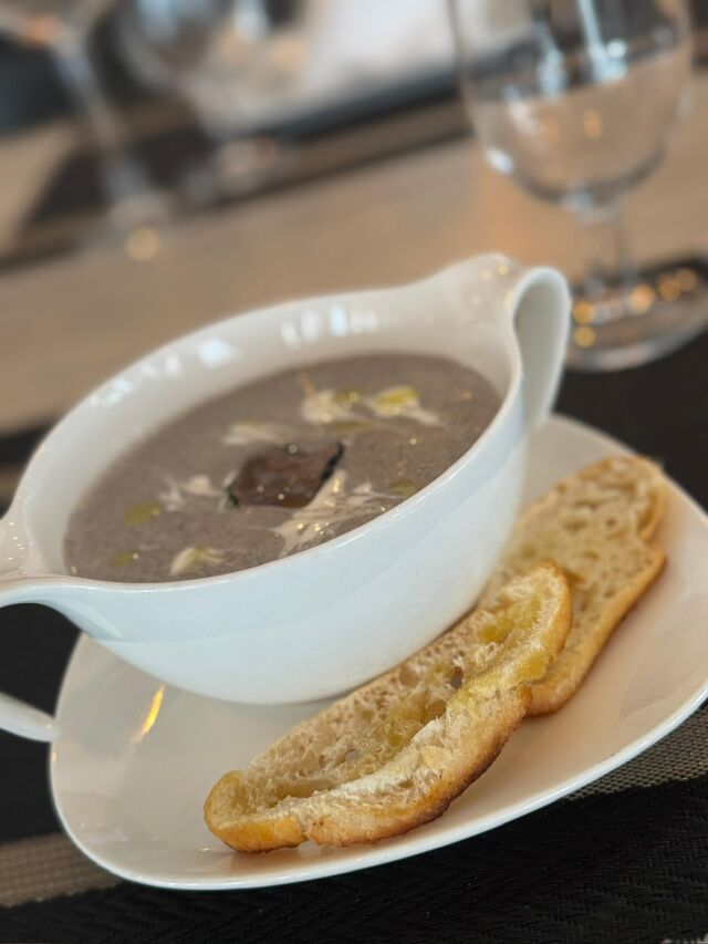 Crema de champiñones y Trufa