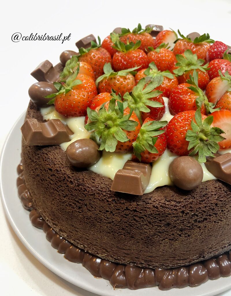 Bolo de encomenda para aniversário 