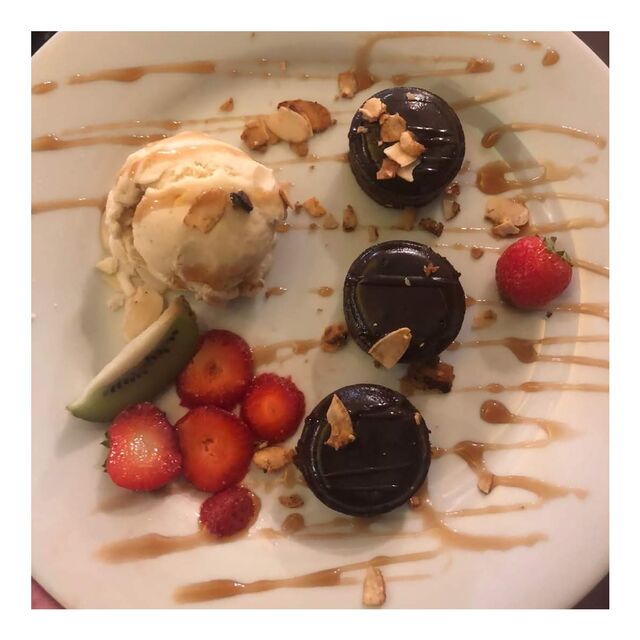 Chèr(e)s client(e)s,
Notre délicieux fondant au chocolats!!