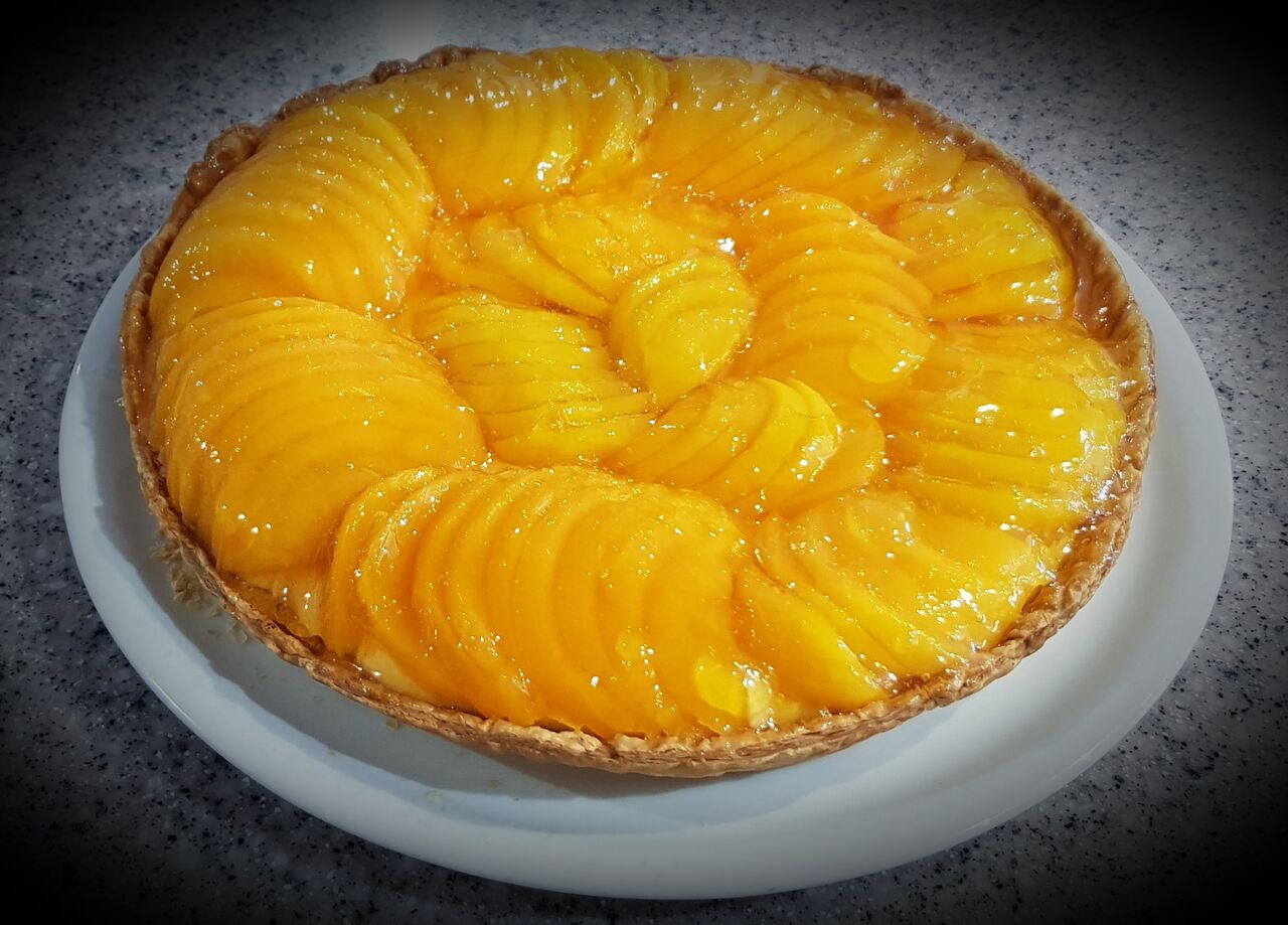 Tarte maison aux pèches