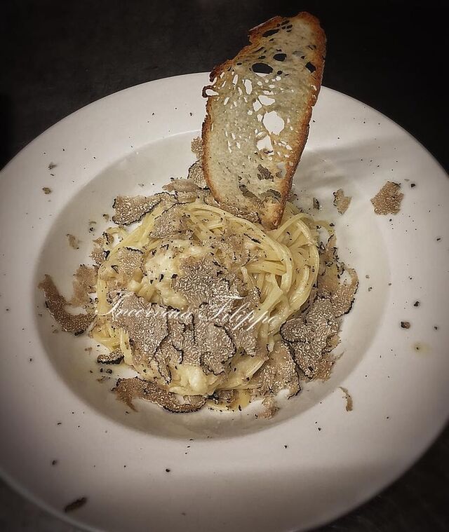 Spaghetti al parmigiano e tartufo 