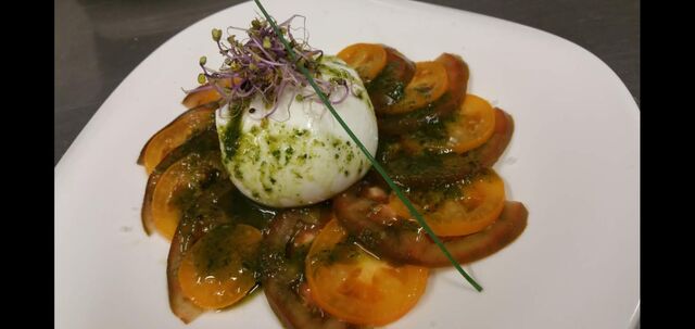 Carpaccio de tomates et burrata