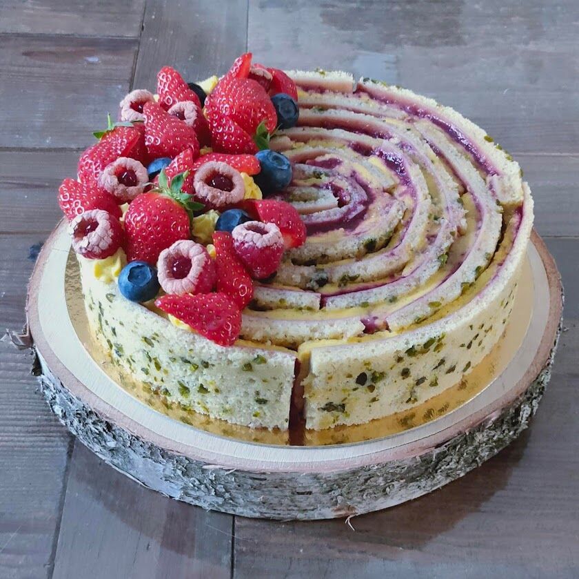 Gâteau roulé aux fruits rouges