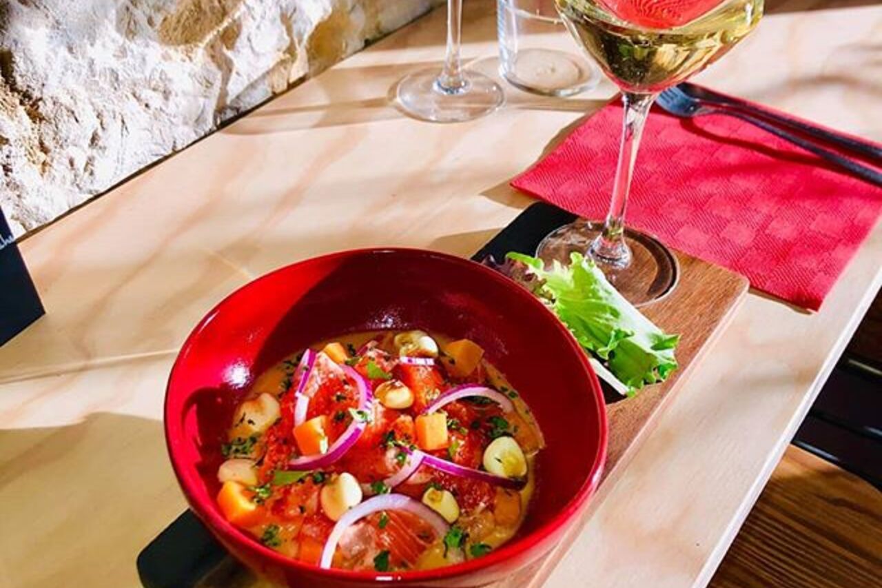 On vous attend midi et soir, sur place ou à emporter