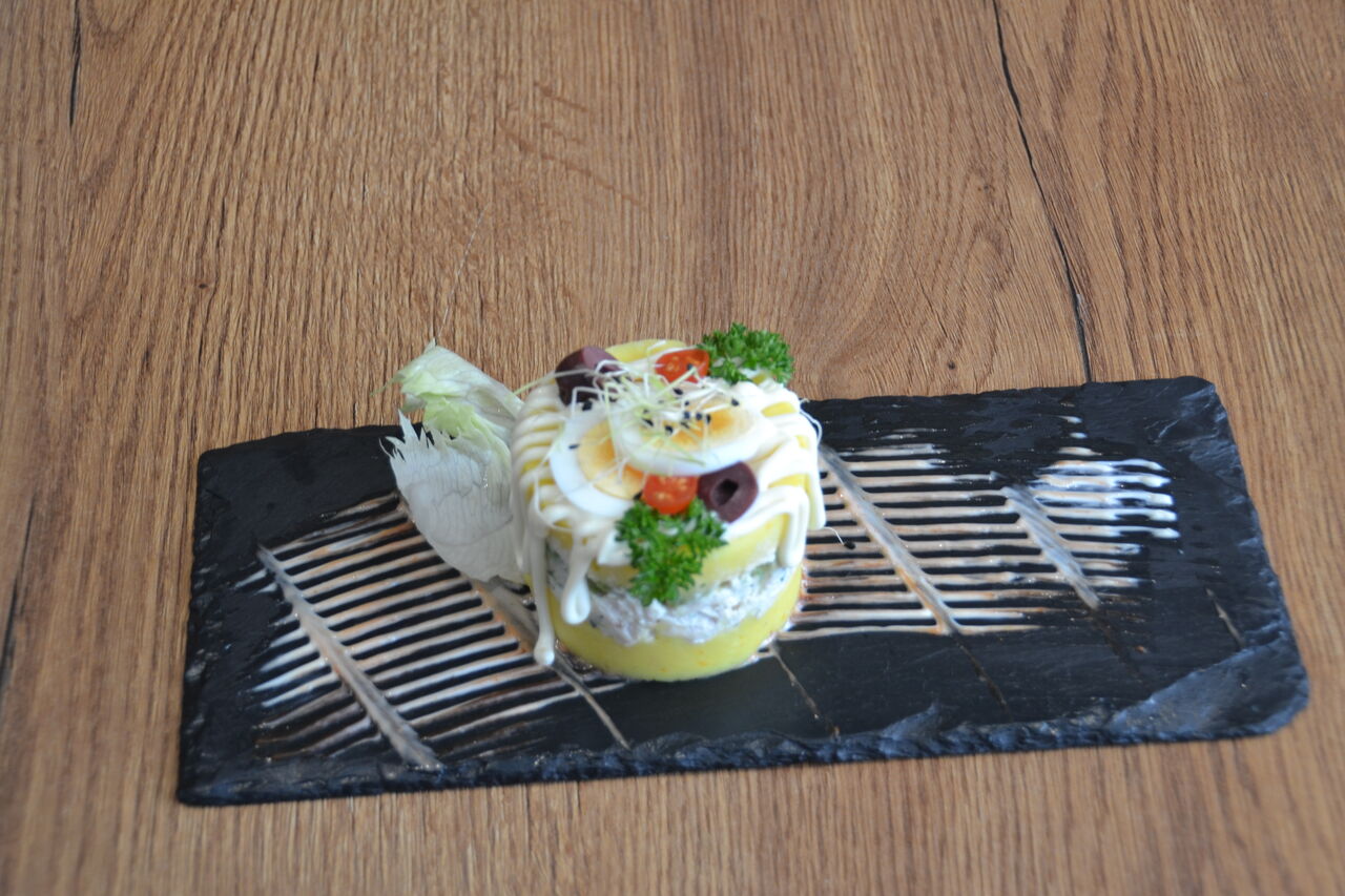 Causa de atun o pollo