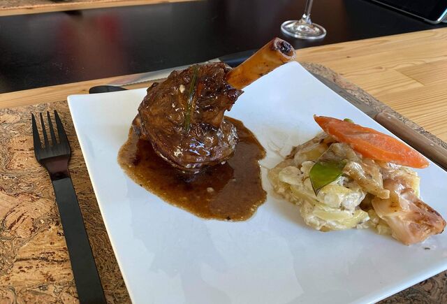 souris d'agneau aux herbes et basalmique