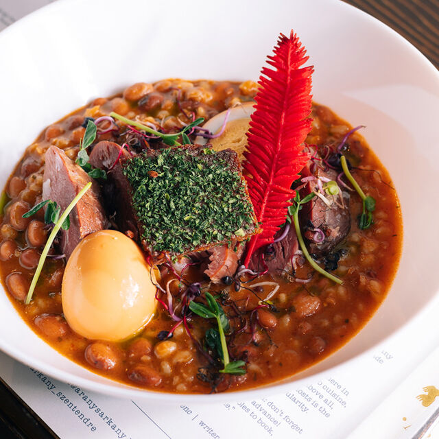 Sólet füstölt libamellel