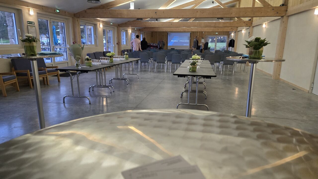 Salle de réception - configuration séminaire