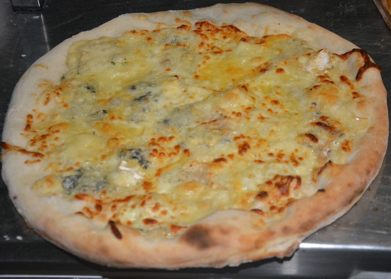 Pizza aux fromages