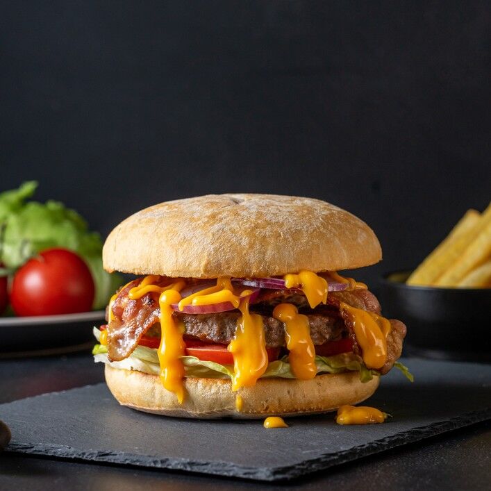 Prémium
100 %marha burger rusztikus burgerben 