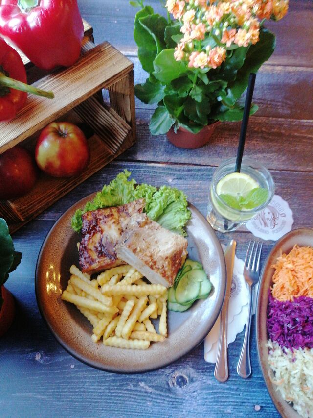 Żeberka w sosie barbecue