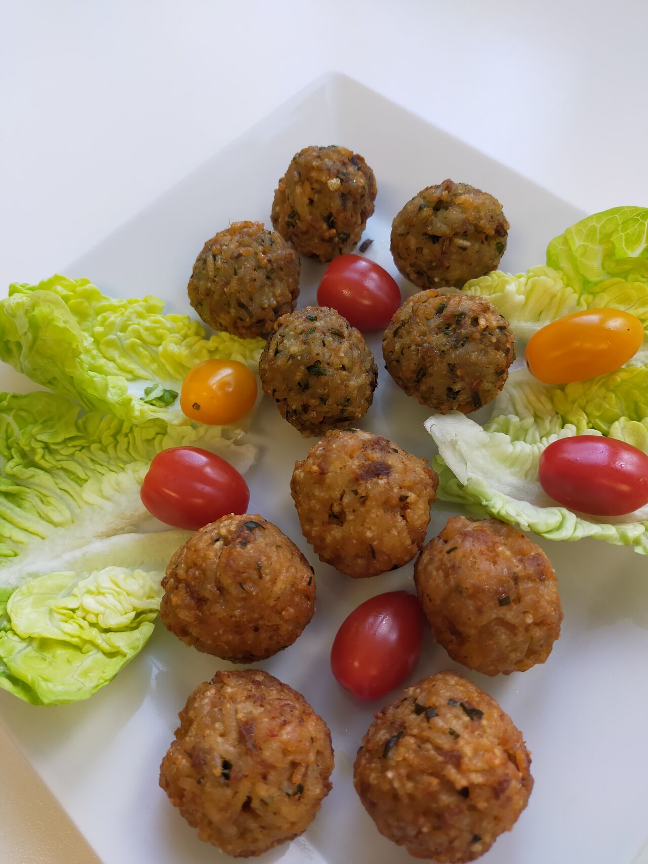 Boulettes de riz au porc 4,50 Euros les 6