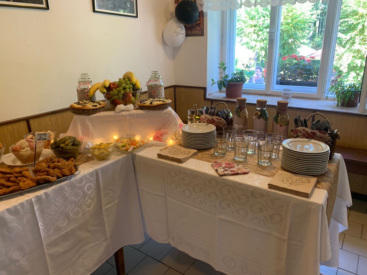 Občerstvení na svatbě