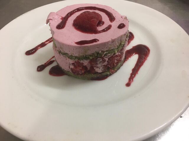 Entremet pistache framboise
