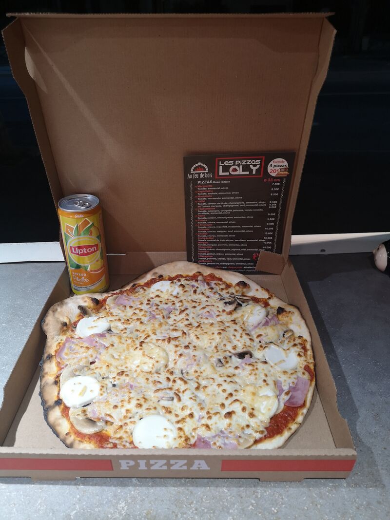 Une fermière et toujours le soda offert avec une pizza à la carte 