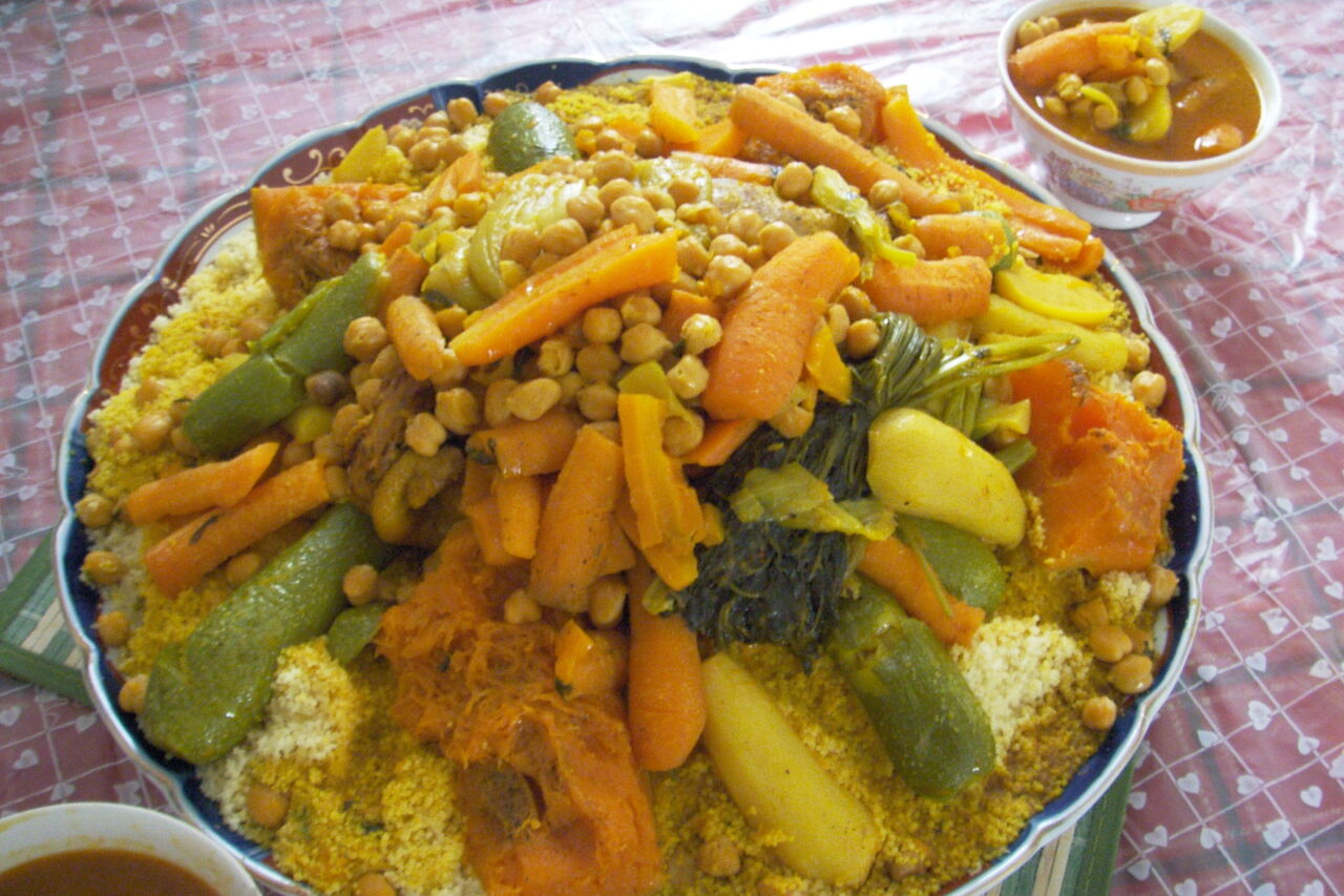 TOUS LES JEUDIS MIDI COUSCOUS !