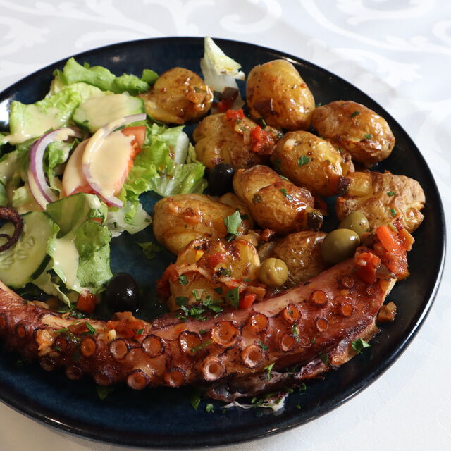 Poulpe grillé à Lagareiro