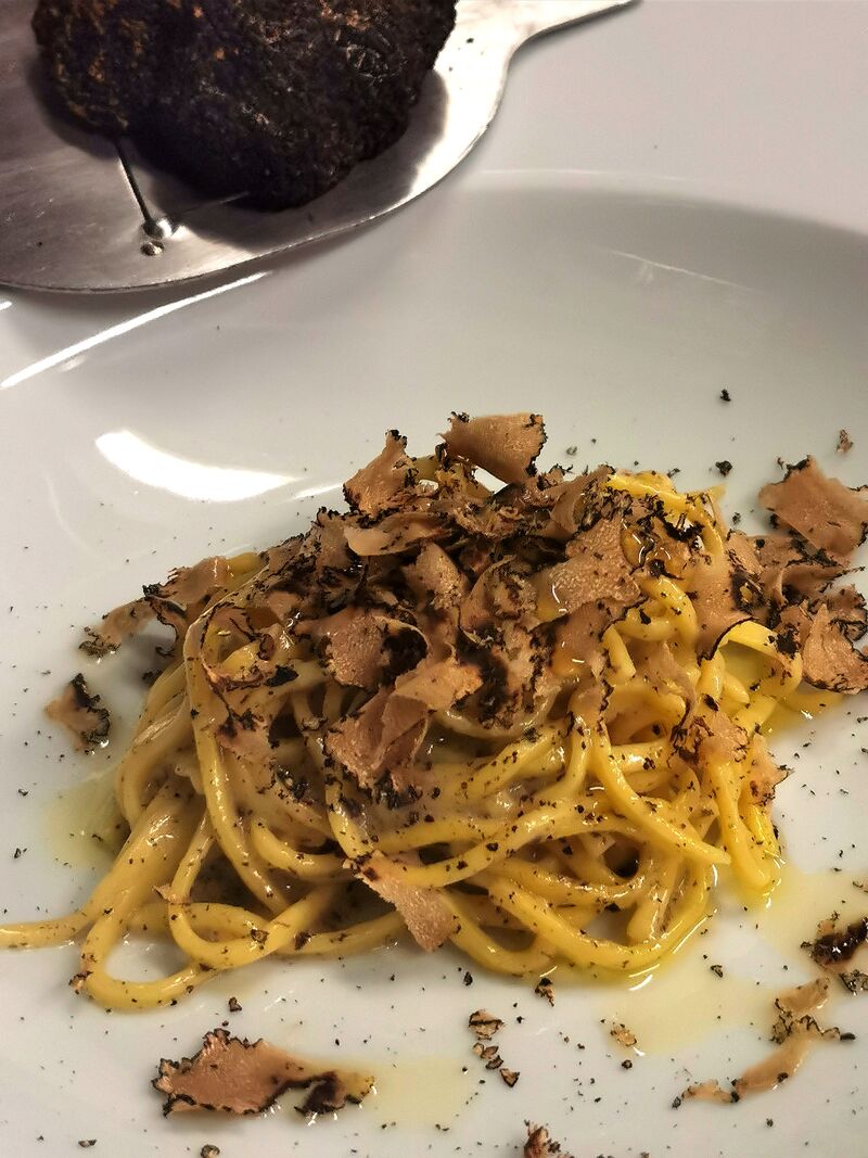 Tagliolini met verse truffel (aan tafel geschaafde) 