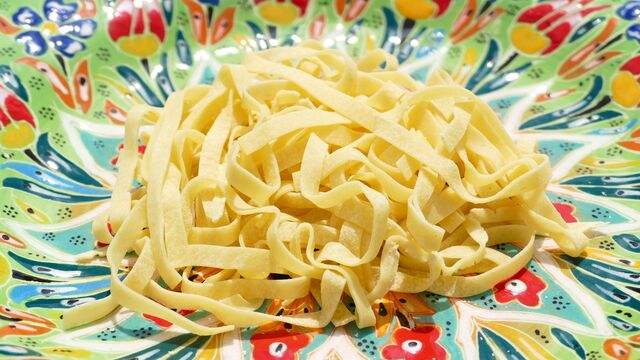 TAGLIATELLE PASTA PAZZA